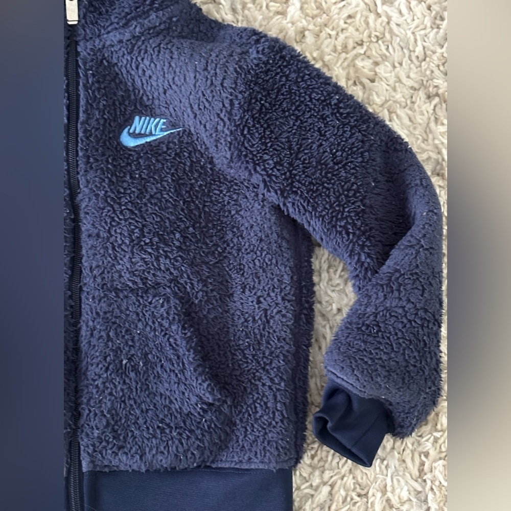 Nike Navy Blue Sherpa Hooded Sweater Jacket Size 4 - Picture 2 of 7